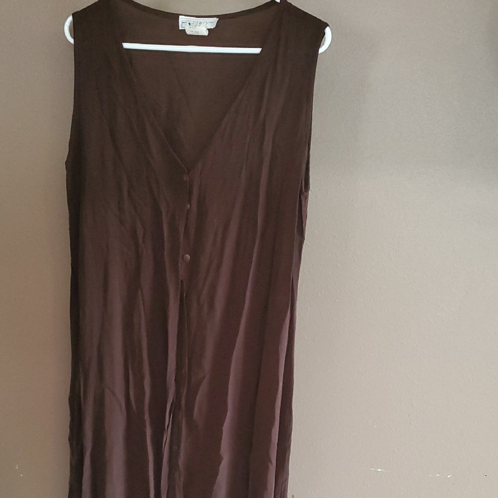 Sleeveless Brown V-Neck Cardigan